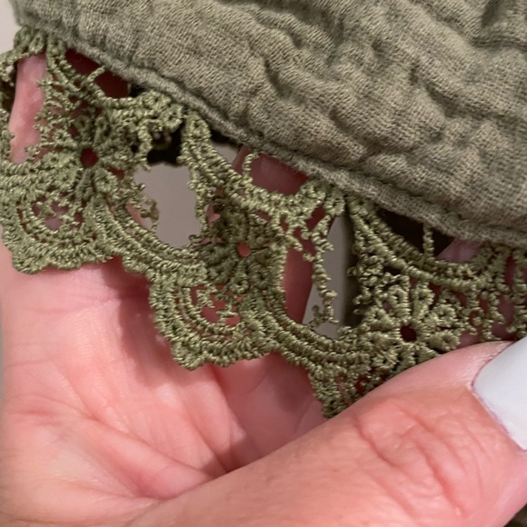 SHEIN Womans Blouse - Picture 5 of 6